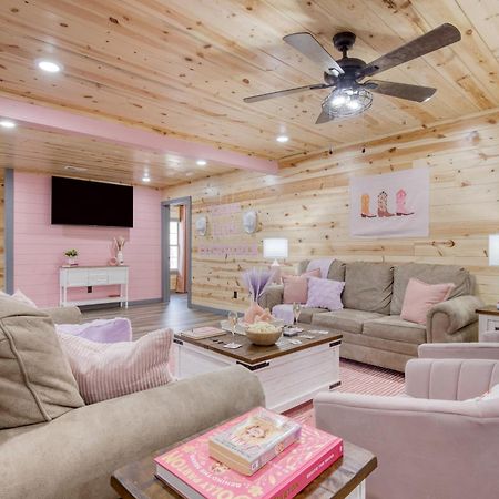 Pink Pines Avantstay Luxury Aesthetic Dream Home Indoor Pool Hot Tub Pigeon Forge Exterior foto